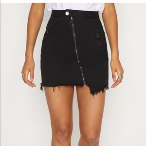 NWT Pretty Little Thing black zip jean skirt